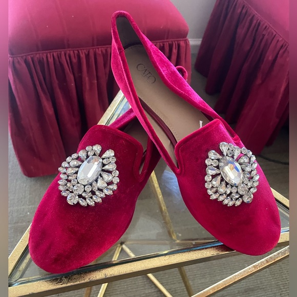 Cato Crushed Red Velvet Flats  Faux Suede Loafers Womens 10M w Rhinestone Broach - Picture 7 of 15